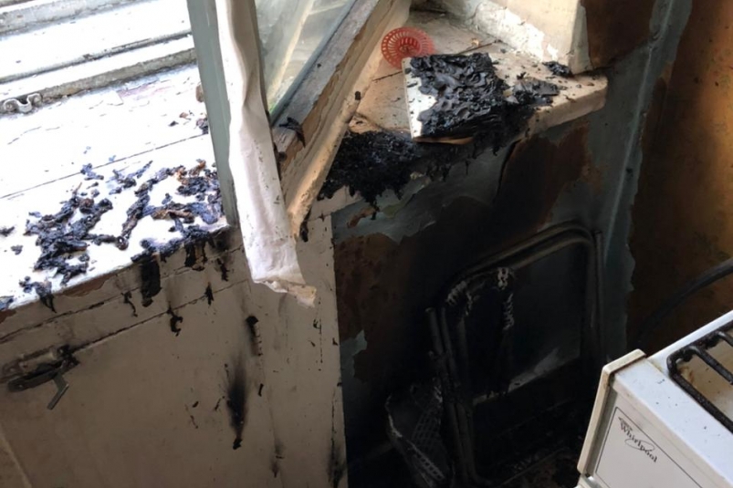 Житель Ангарска спас на пожаре запертого в квартире 4-летнего мальчика