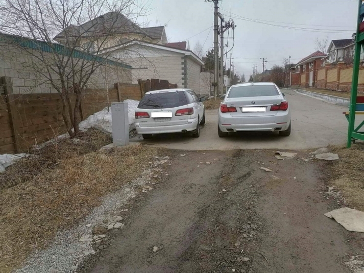 Перекрывавший доступ к берегу водохранилища шлагбаум демонтировали в Иркутском районе