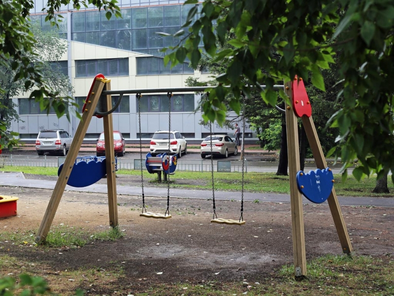 Ограждения будут установлены на 20-ти детских площадках в Октябрьском округе Иркутска