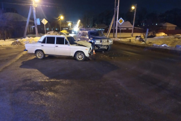В Иркутской области ГИБДД проверит автомобили с тонировкой