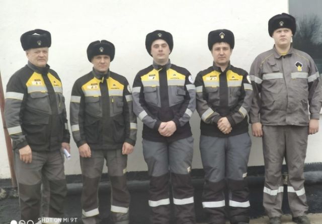 В Усть-Куте пожарные спасли пятилетнего мальчика, провалившегося под лед