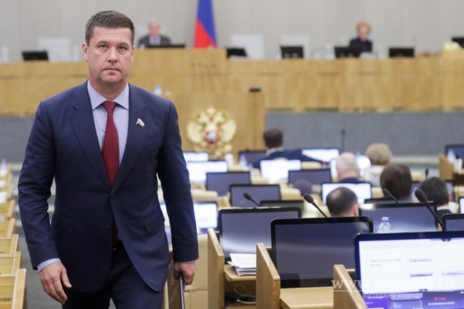 Сенаторы от Иркутской области Андрей Чернышев и Сергей Брилка задекларировали доходы за 2020 год в размере более 5,5 млн рублей каждый