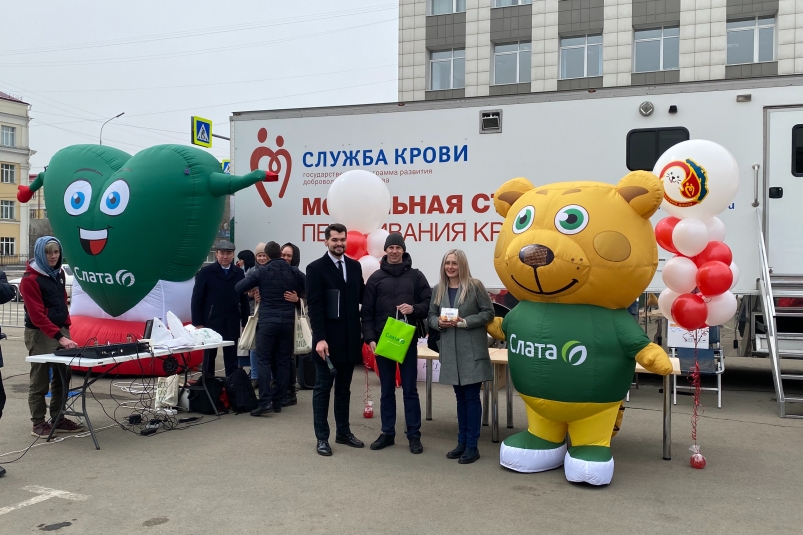 "Сердечные пары" и шоколад от "СлатаБабра": как прошел национальный день донора в Иркутске