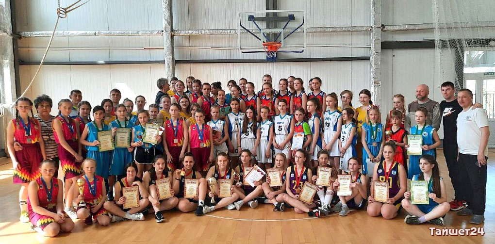 Тайшетские девчонки приняли участие в турнире по баскетболу «Оранжевый мяч»