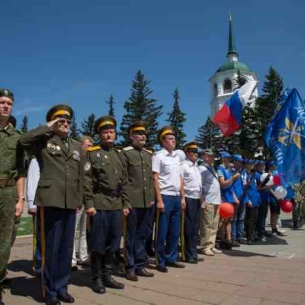Иркутск встретил следующих из Владивостока в Севастополь участников пробега ДОСААФ