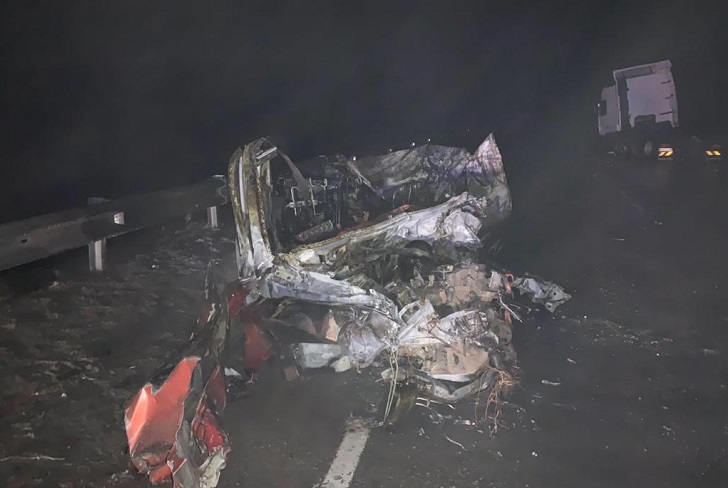 Один человек погиб и трое пострадали при столкновении Nissan Qashqai и грузовика на объездной дороге Шелехов — Иркутск