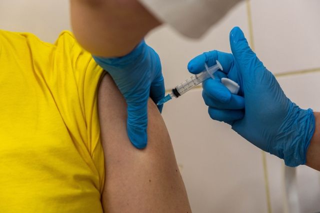 Пункты вакцинации от коронавируса откроют в трех торговых центрах Иркутска