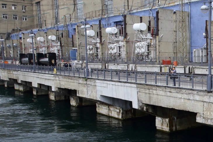Сброс воды на Иркутской ГЭС осуществляется в штатном режиме