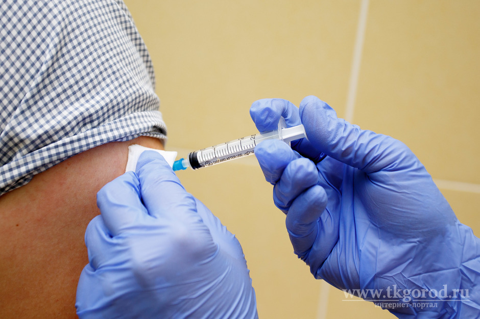 Более 200 тысяч жителей Иркутской области привились первым компонентом вакцины от коронавируса