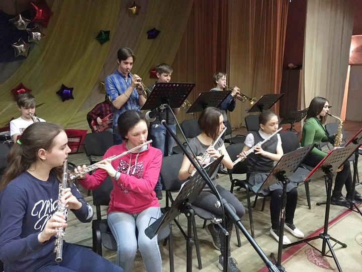 Детская музыкальная школа №2 Тайшета приглашает 16 мая на отчётный концерт