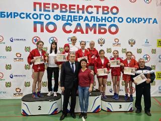 Самбо: спортсмены Иркутской области завоевали медали первенстве Сибири