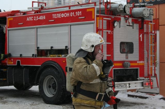 Пожар в здании заброшенного кинотеатра произошел в Иркутске