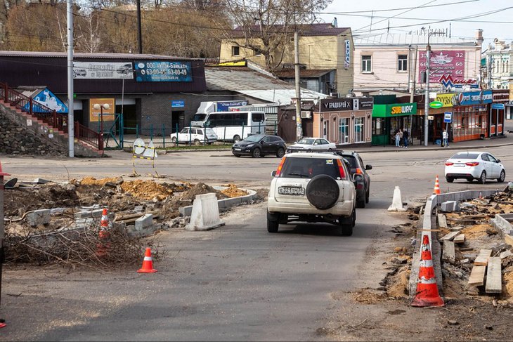 Блогер Варламов раскритиковал ход ремонта улицы Профсоюзной в Иркутске