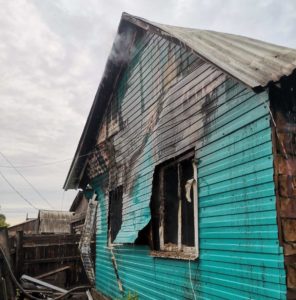 Прокуратура проводит проверку по факту гибели двух детей и их отца на пожаре в Тайшете