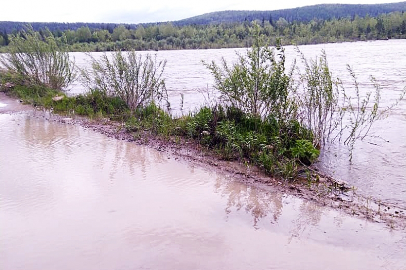 Повышение уровня воды до критических отметок ожидается в реке Ие в Тулунском районе