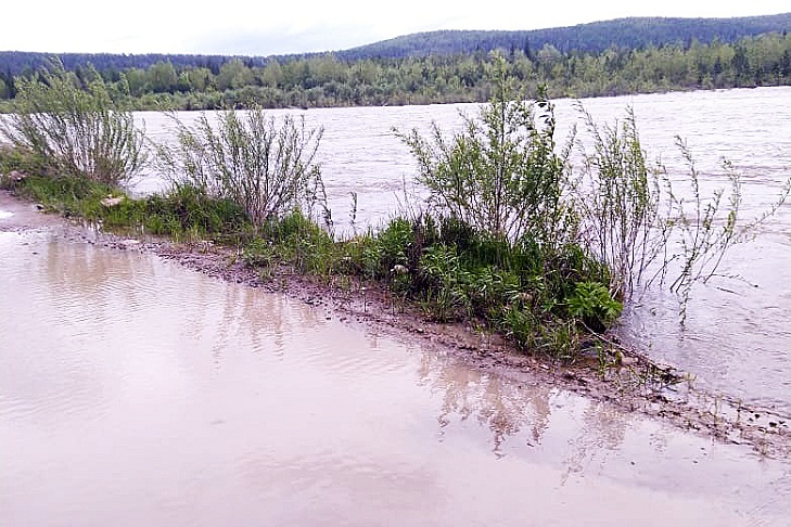 Повышение уровня воды до критических отметок ожидается в реке Ия в Тулунском районе