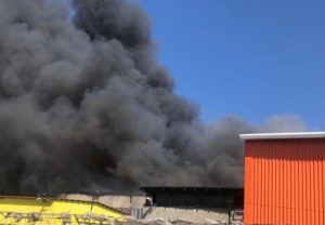 База отдыха &#8220;Волна&#8221; горит в Листвянке