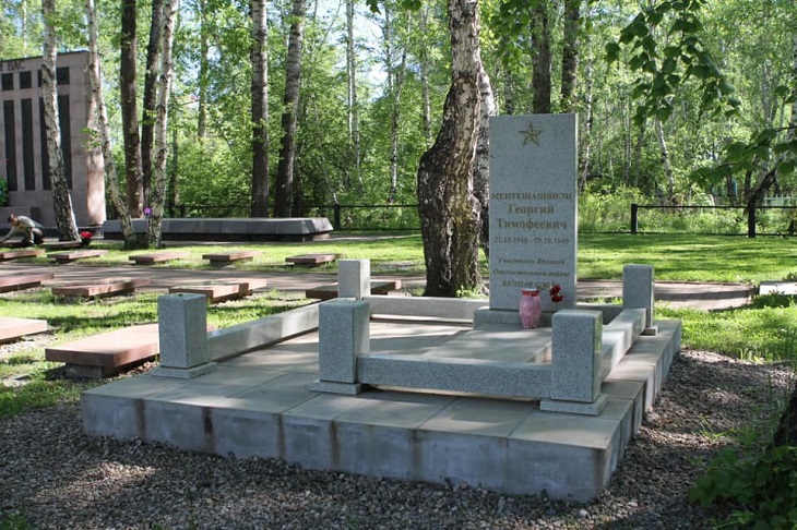 На Русско-Амурском кладбище в Иркутске восстановят 25 памятников участников ВОВ