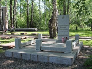 25 памятников участников ВОВ отреставрируют на Русско-Амурском кладбище в Иркутске