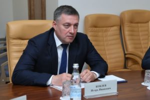 Игорь Кобзев призвал муниципалитеты отложить все массовые мероприятия из-за роста заболеваемости COVID