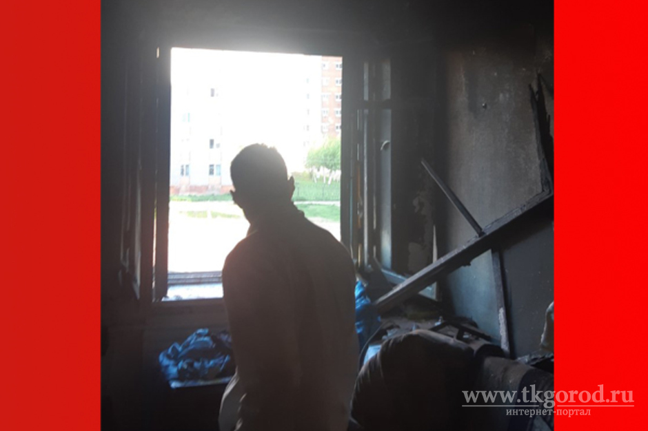 Жильцы дома на улице Комсомольской в Братске, где ночью случился пожар, уверены, что его причиной стал поджог