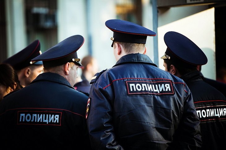 В Иркутске полицейские нашли ушедшую из дома школьницу