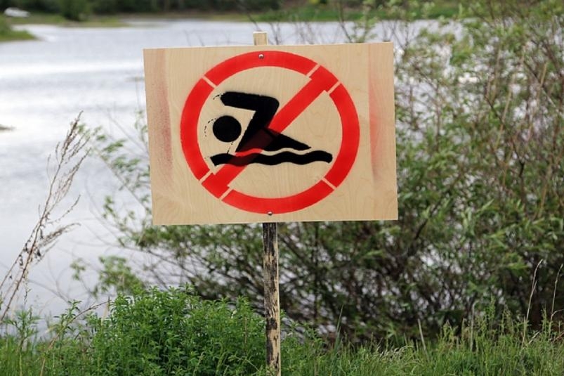 Роспотребнадзор признал опасными для купания несколько мест в Ангарске, Зиме и районе