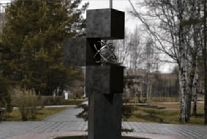 Три эскиза памятника погибшим медикам в борьбе с COVID-19 представили в Иркутске