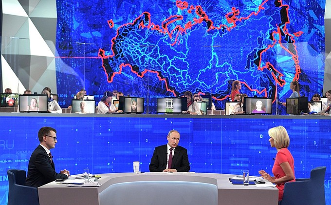 Путин проведёт прямую линию с жителями России 30 июня