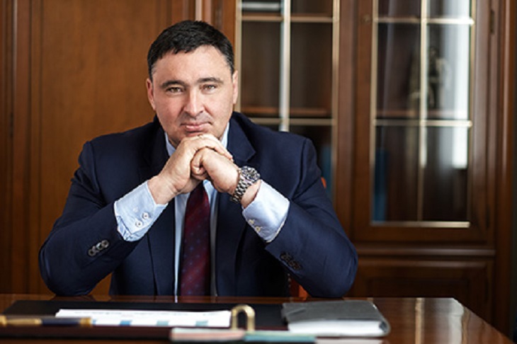 За 2020 год мэр Иркутска Руслан Болотов заработал почти семь миллионов рублей