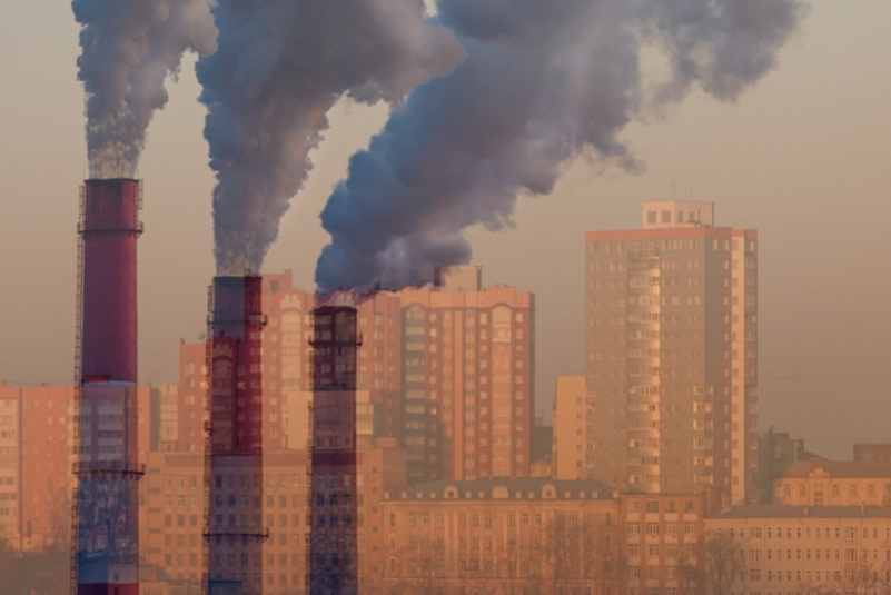 Виктория Абрамченко поручила компании за вредные выбросы в атмосферу в Братске