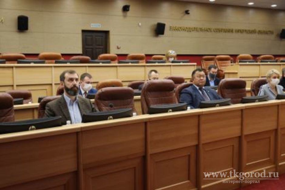 Депутаты Заксобрания Приангарья готовы провести дополнительную сессию для выделения средств на борьбу с ковидом и покупку медоборудования