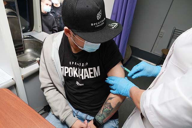 Еще 27 тысяч доз вакцины от коронавируса поступит в Иркутскую область