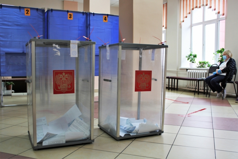 Центризбирком принял документы о выдвижении кандидатов от "Единой России" в Приангарье