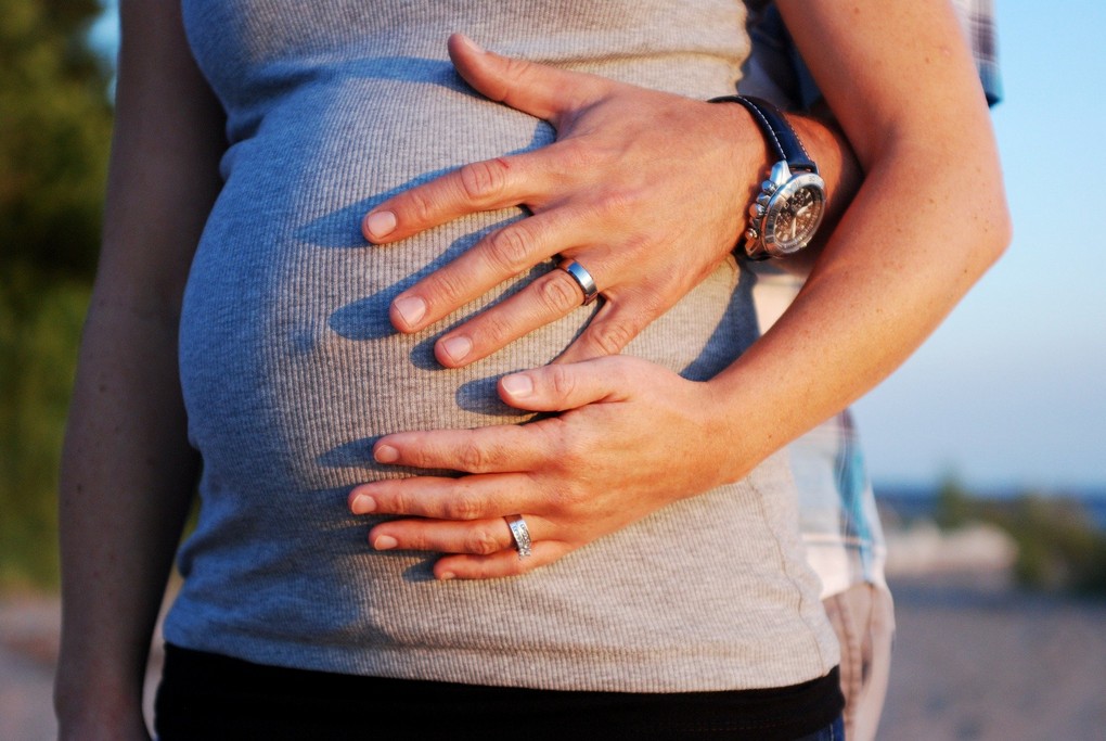 В Минтруде разъяснили порядок назначения пособия для беременных