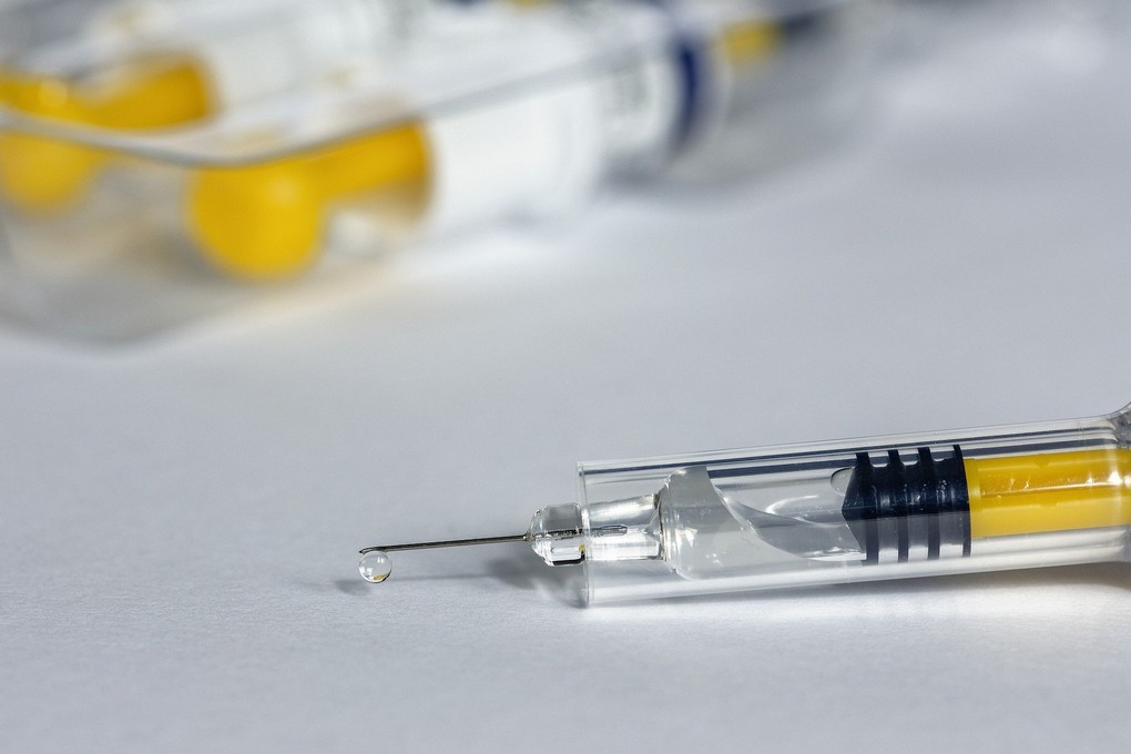 Вирусолог озвучил причины временного медотвода от вакцинации