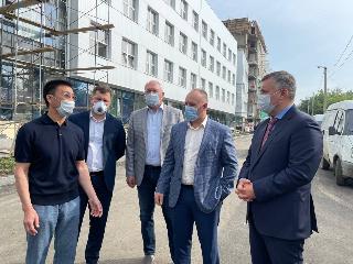 Строительство детской поликлиники во втором Иркутске будет завершено в 2021 году