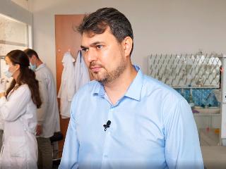 Андрей Иванов: Только вакцинация сможет дать учёным время на изобретение лекарства от ковида