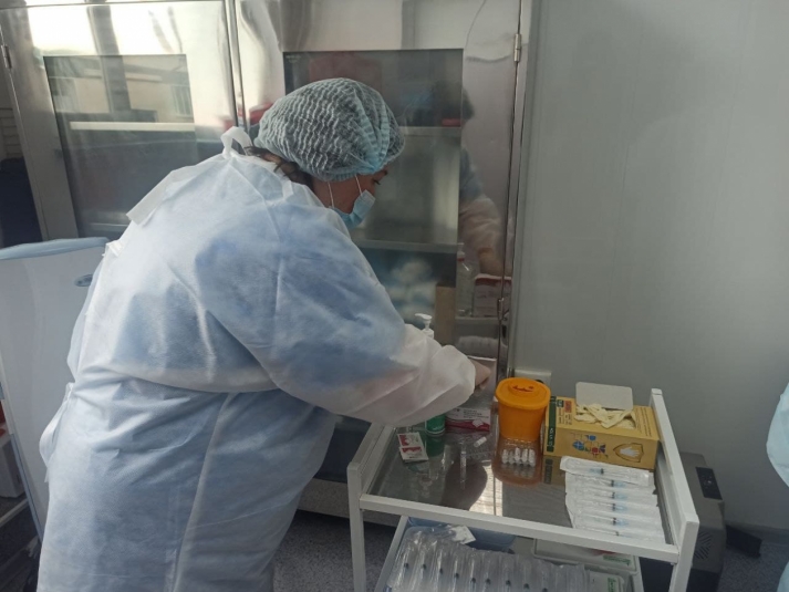 20 тысяч доз вакцины от COVID-19 доставили в Иркутскую область