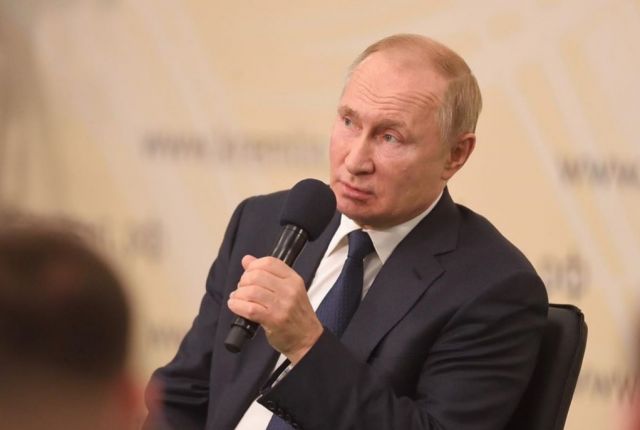 Владимир Путин планирует посетить чемпионат мира по бенди в Иркутске