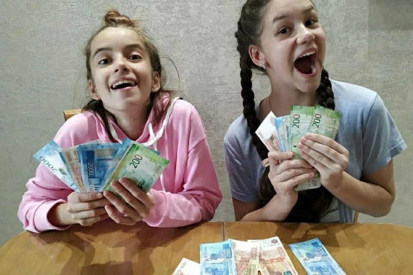 Доставайте кошельки: в России направят полтора миллиарда рублей на новые детские выплаты