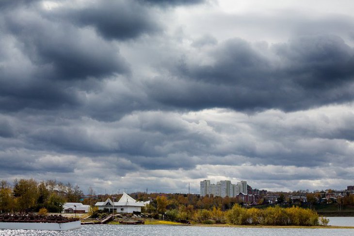 Пасмурная погода ожидается в Иркутской области на выходных