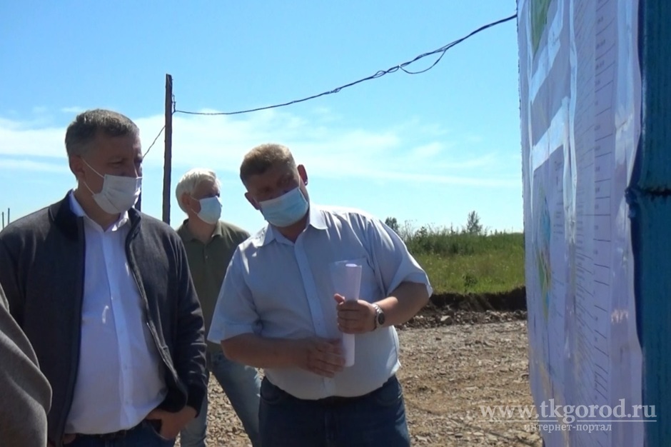 Восстановление пострадавшего от наводнения Нижнеудинска проверил губернатор Игорь Кобзев