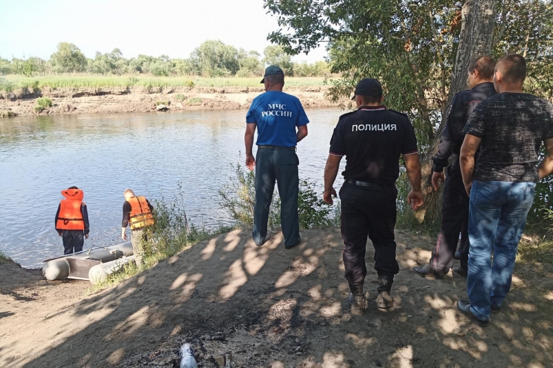 Мужчина и мальчик утонули на реках в Иркутской области в выходные