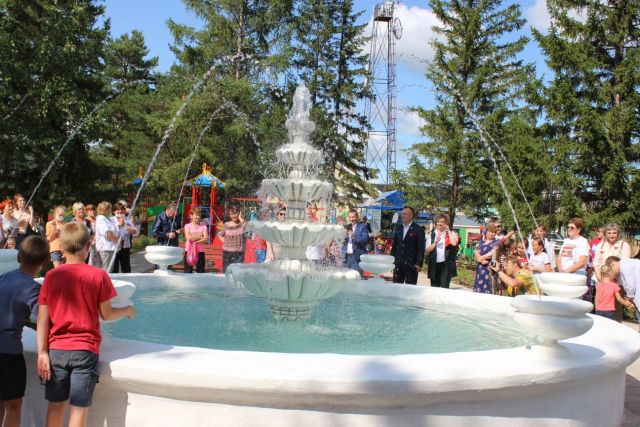 В Киренском районе открыли первый фонтан в сельской местности