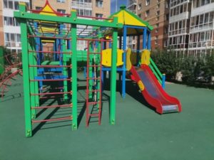 Комплексное благоустройство 54 дворов в Иркутске выполнено на 70%