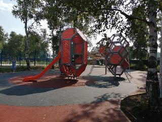 Обновлённый парк появился у жителей посёлка Молодёжного