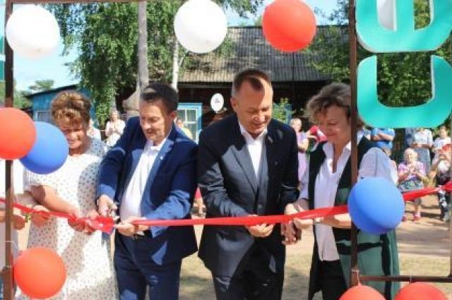 Депутат ЗС принял участие в открытии парка в Киренском районе