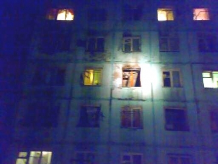 11 человек спасли на пожаре в пятиэтажке в Иркутской области