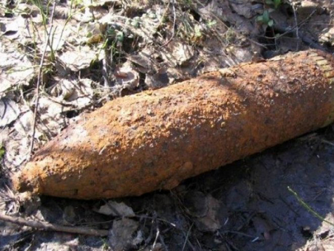 Артиллерийский снаряд обнаружен в заброшенном детском саду в Иркутской области